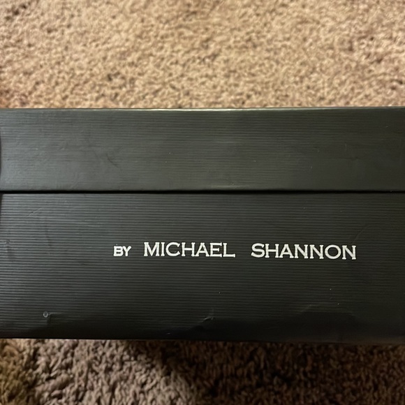 EUC Size 7 Women’s by Michael Shannon Rebeka Taupe Lace Up Wedge Bootie - Picture 14 of 15